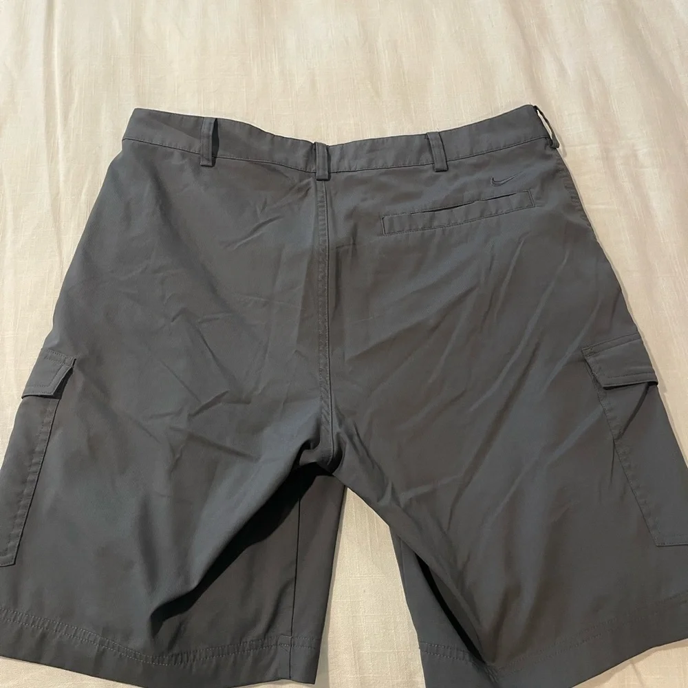 Nike Golf Men's Dri-Fit Dark Gray Cargo Shorts